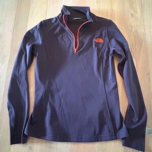 North Face Woman’s in Aubergine color with bright orange zipper and logo  XS